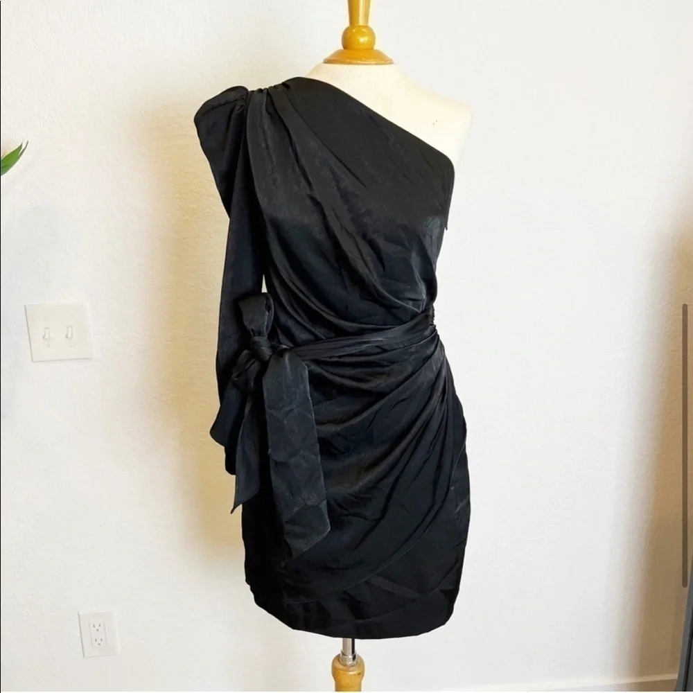 Aidan Mattox One-Shoulder Puff-Sleeve Dress